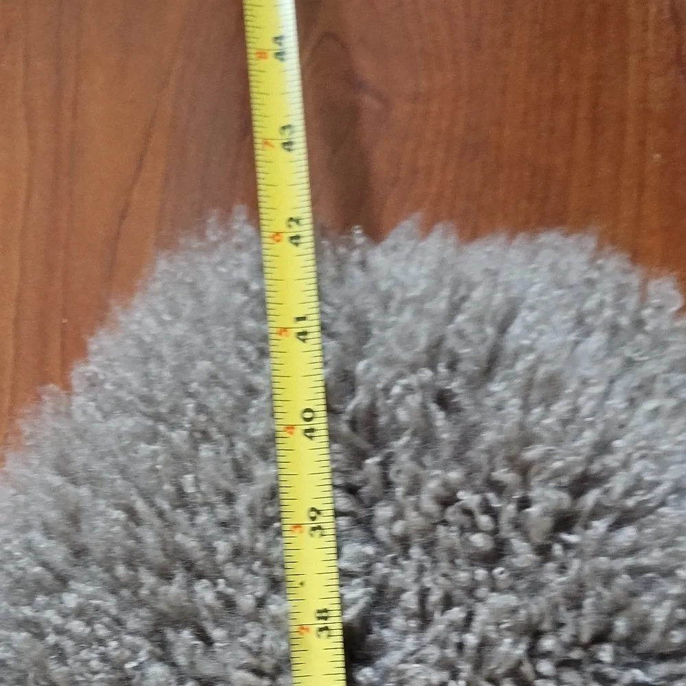 Genuine Sheepskin Rug - Picture 6 of 11